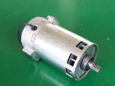 Universalmotor